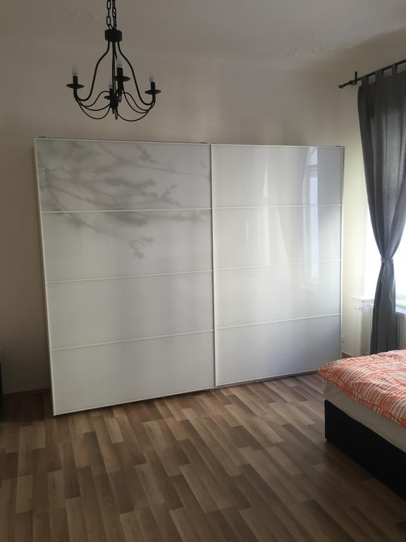 Apartments Vezenska ปราก ภายนอก รูปภาพ